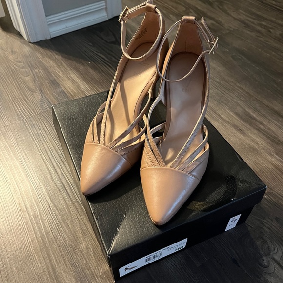 NATURALIZER 27 EDIT ABREE TAUPE HEELS 7W - Picture 11 of 11